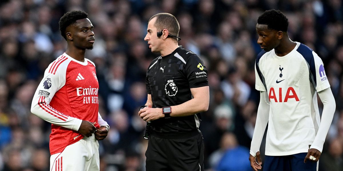 Tottenham-Arsenal derby interrupted by technical issues, viewers express frustration
