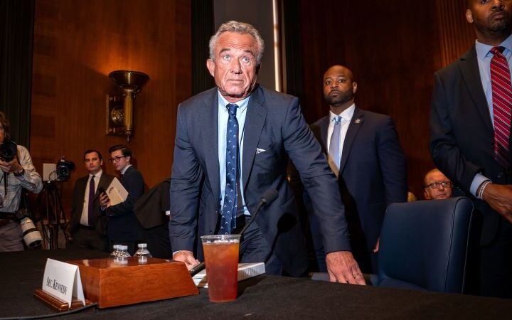Trust in US health authorities erodes under Robert F. Kennedy Jr.'s leadership