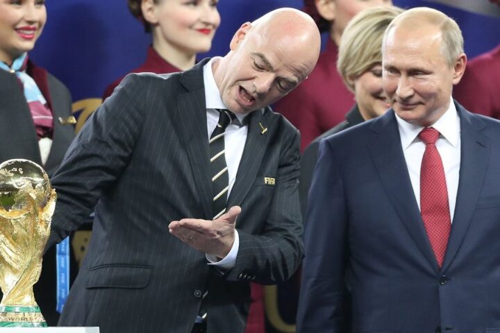 Ukraine's sports minister condemns Fifa president's call to lift Russia's football ban
