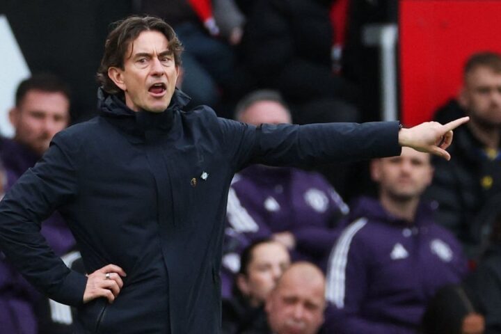 Wayne Rooney warns Tottenham are facing Premier League relegation battle