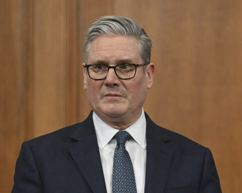 Blair criticizes PM for failing to support US in Iran conflict, urges backing from start