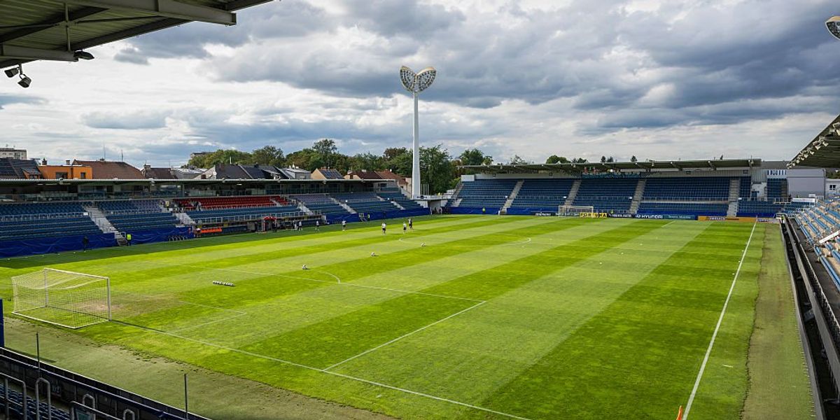 Czech coach receives suspended sentence for filming female players in changing rooms