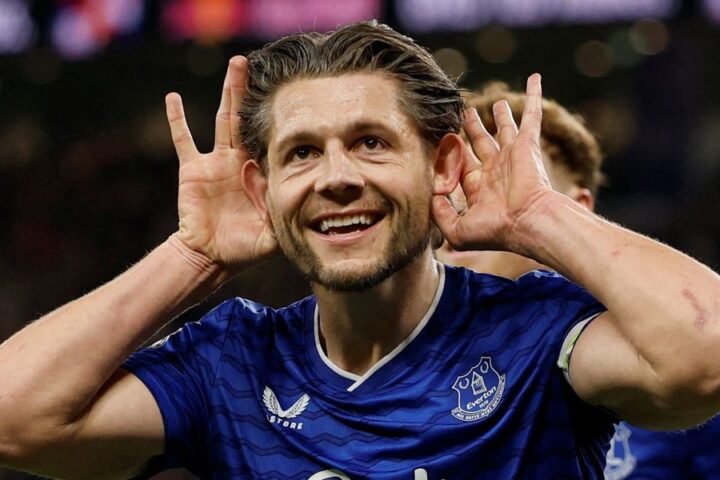 Everton secures vital victory over Burnley as Leeds faces relegation battle