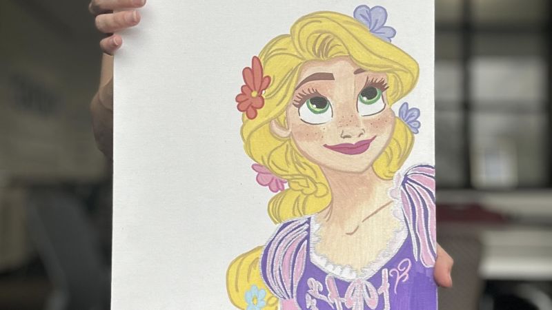 Father claims he was detained by ICE while seeking to reunite with his children