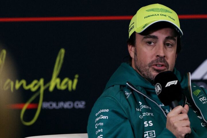 Fernando Alonso to miss Thursday media day at Japanese Grand Prix due to family matters