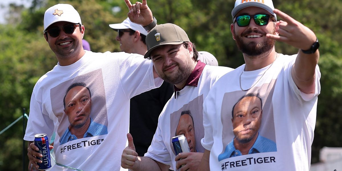 Golf fans show support for Tiger Woods with mugshot shirts at Houston Open