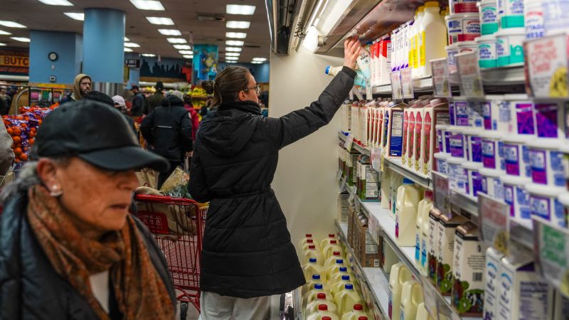 Investigation reveals unknown chemicals in US food supply bypassing safety regulations