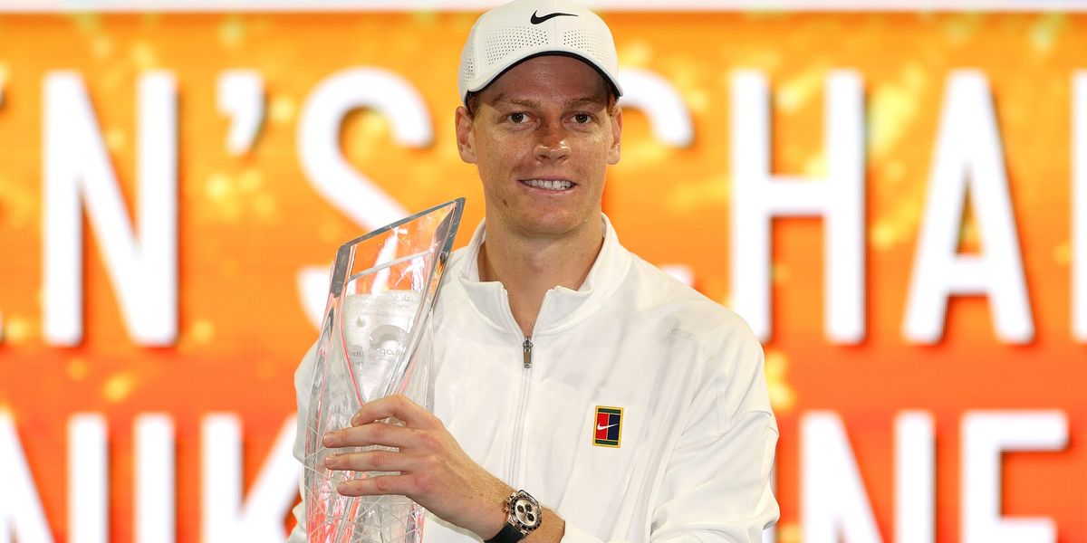 Jannik Sinner wins Miami Open, becoming first since Federer to complete 'Sunshine Double'
