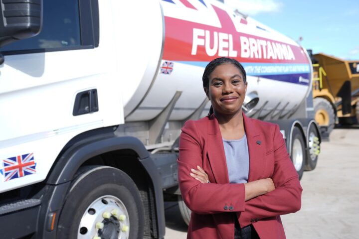 Kemi Badenoch pledges to lift Labour's ban on oil and gas licenses to boost UK energy production