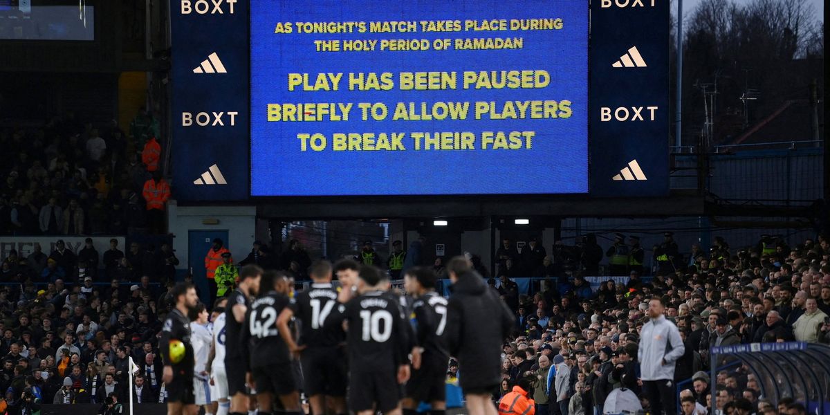 Leeds United condemns booing of Ramadan fast break by supporters during match