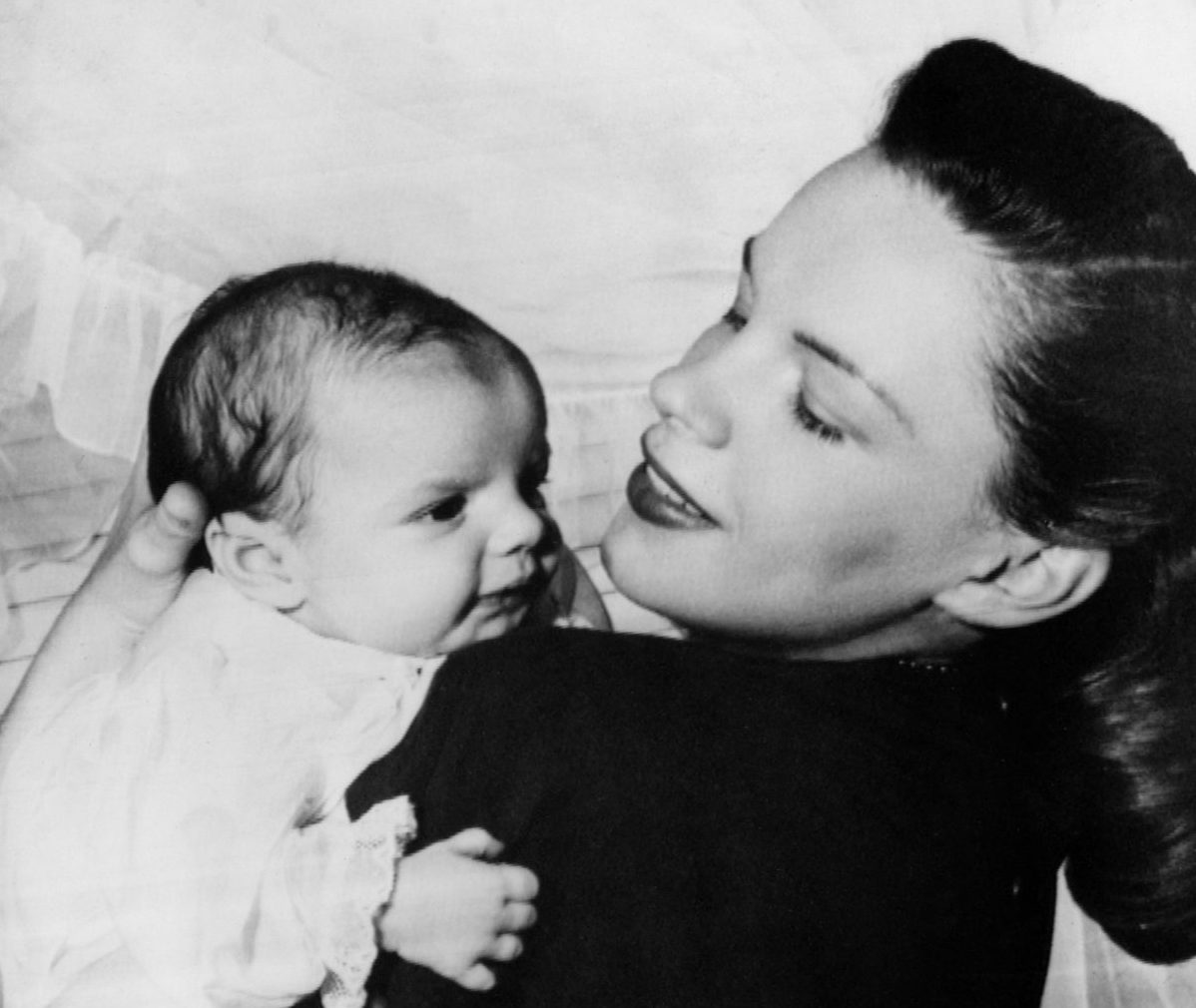 Liza Minnelli opens up about her life with Judy Garland in new memoir