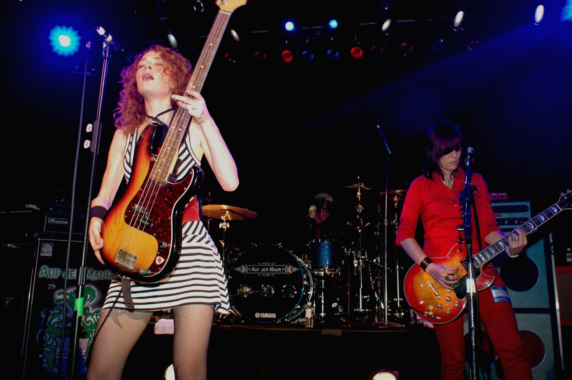 Melissa Auf der Maur: 'Courtney Love was wronged by the music industry'