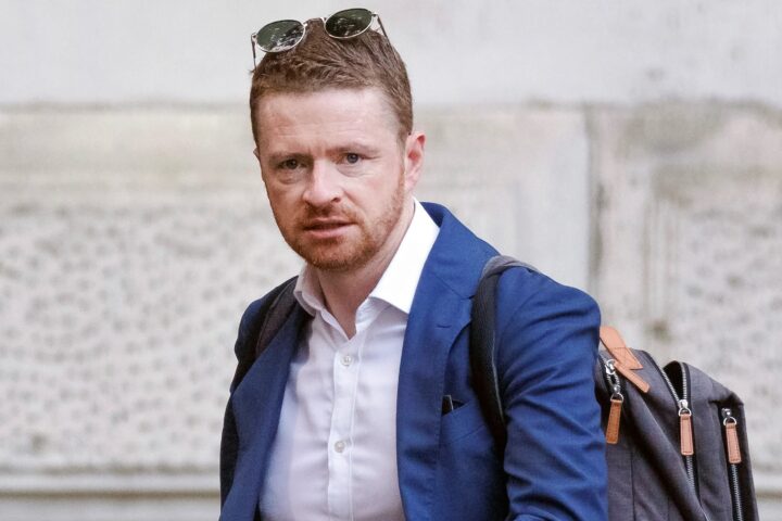 Met Police release transcript of 999 call from Morgan McSweeney about stolen phone