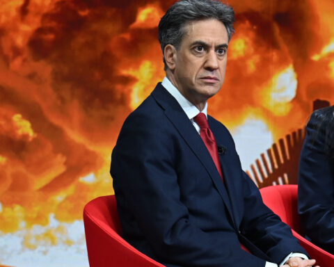 Miliband faces backlash over appointment of civil servant who heats home with oil boiler