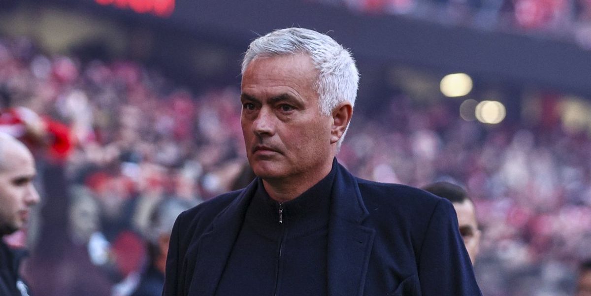 Mourinho responds to criticism from Porto coach after red card incident