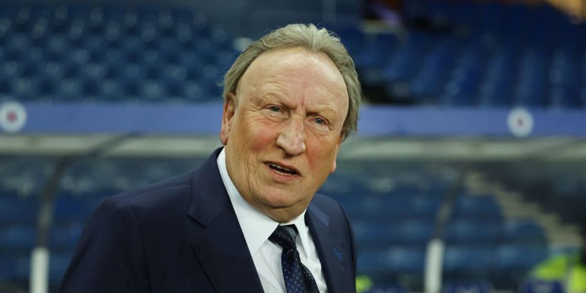 Neil Warnock returns from retirement at 77 to manage Torquay United temporarily
