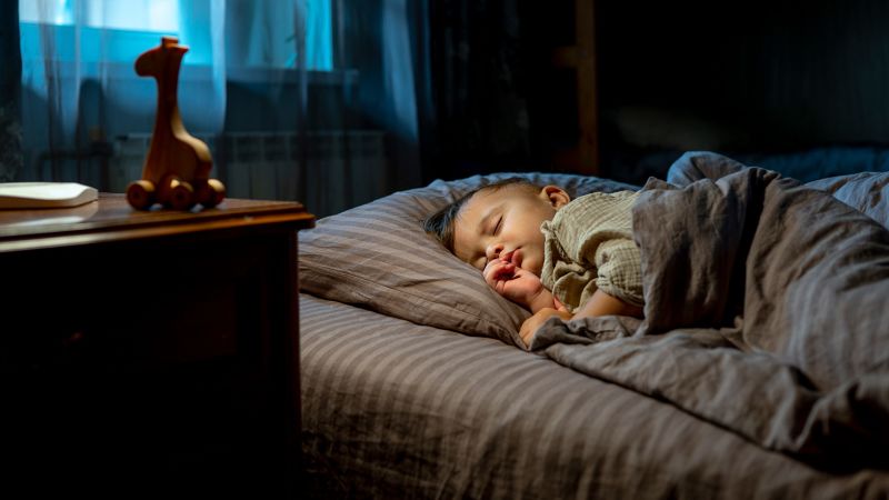 Parents struggle with their children's sleep needs, experts provide guidance for families
