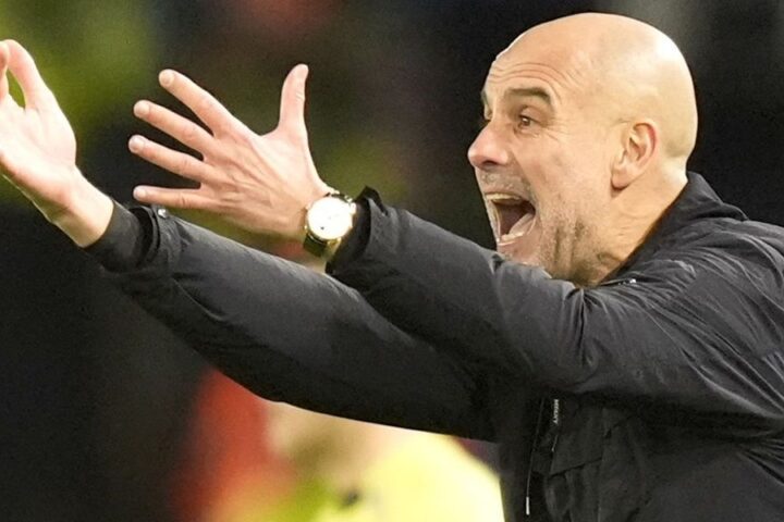 Pep Guardiola calls for respect after Leeds fans boo Ramadan break for Muslim players