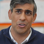 Rishi Sunak urges tax cuts to counter AI replacement of jobs in the UK