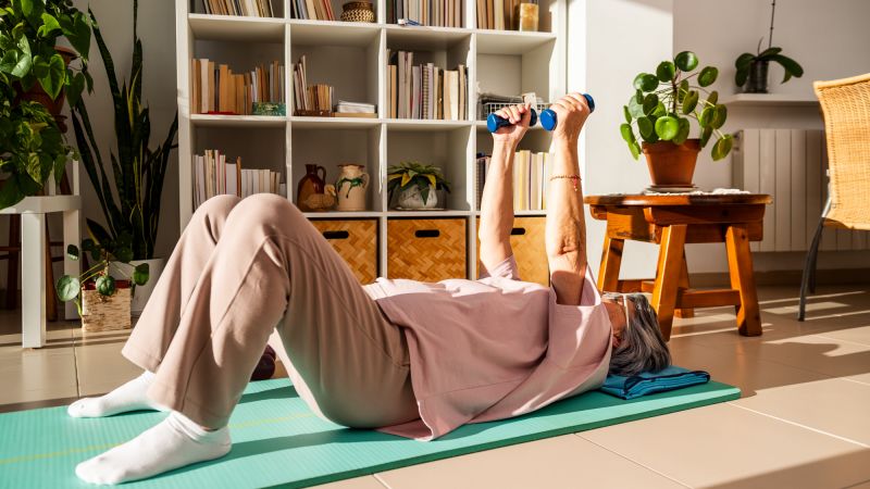 Strength tests reveal key predictor of longevity in older women