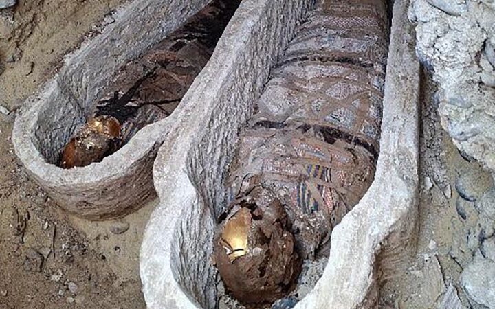 Archaeologists discover mummy with Iliad text in ancient Egyptian city excavation