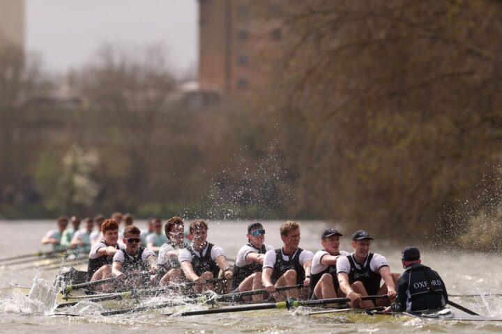 Cambridge secures fourth consecutive Boat Race victory against Oxford in challenging conditions