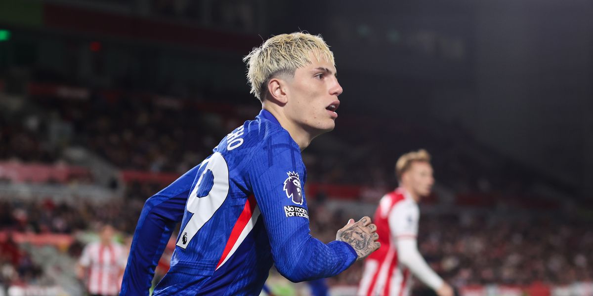 Chelsea considering sale of Alejandro Garnacho just months after £40 million signing