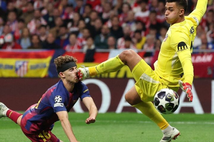 Fermín López injured after collision with Atletico Madrid goalkeeper in Champions League exit