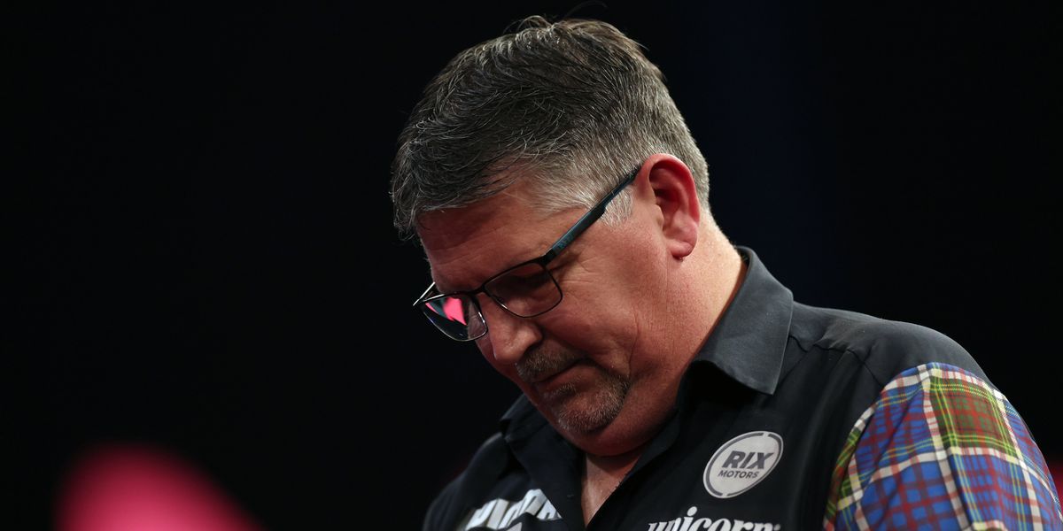 Gary Anderson considers European Tour boycott following customs delays in Poland