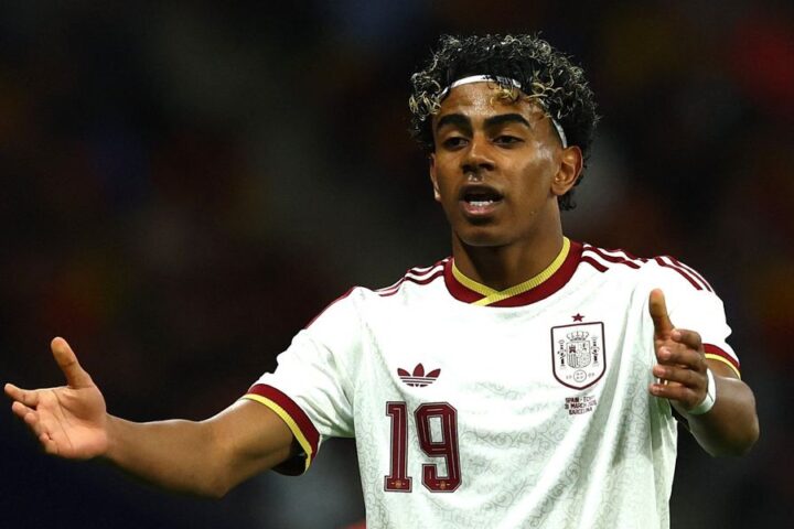 Lamine Yamal calls out Islamophobic chanting during Spain's friendly against Egypt