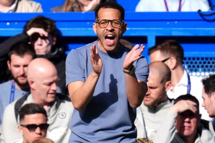 Liam Rosenior insists he has Chelsea's full support amid mounting pressure before Brighton clash
