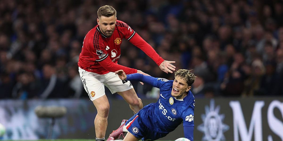Luke Shaw mocks Alejandro Garnacho after Manchester United's win against Chelsea