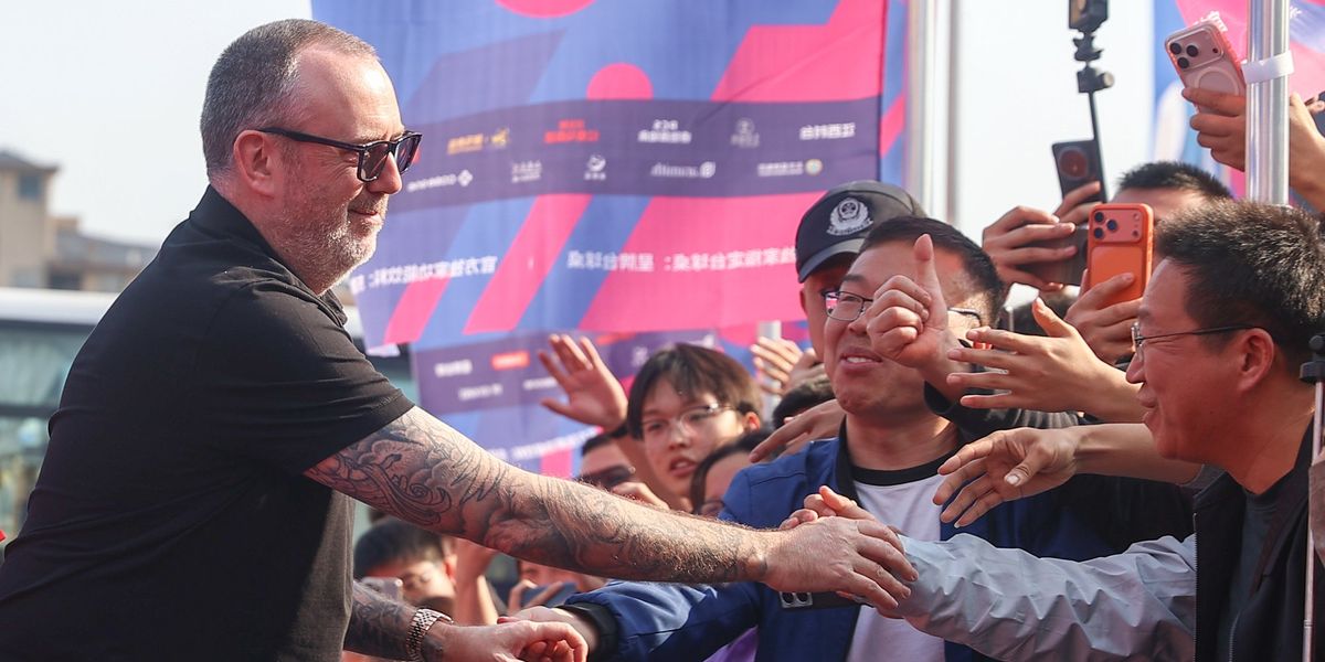 Mark Williams vows to run naked on M4 if he wins fourth World Championship title