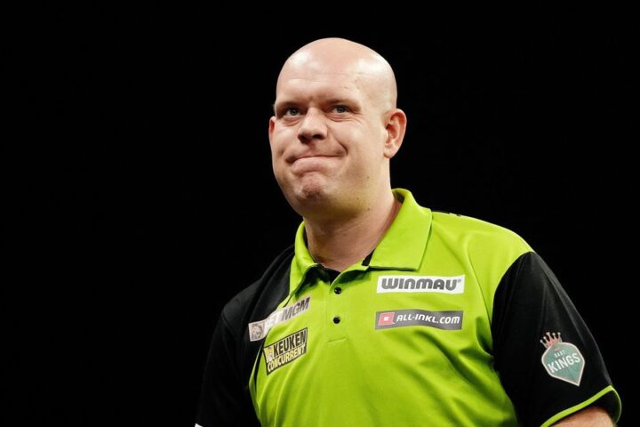 Michael van Gerwen addresses row between Luke Littler and Gian van Veen before Premier League night 11