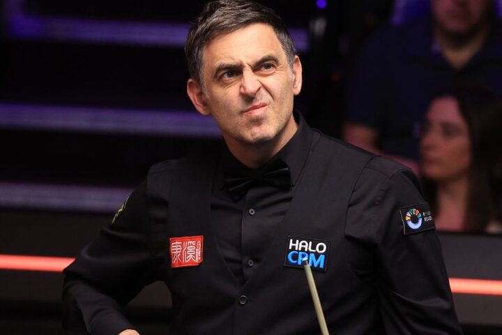 Neil Robertson calls for ban on Ronnie O'Sullivan's controversial Triangle Chalk in snooker