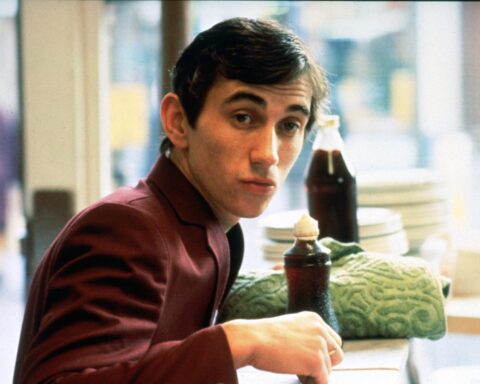 Phil Daniels critiques working-class portrayal in arts ahead of 'Teeth 'n' Smiles' revival