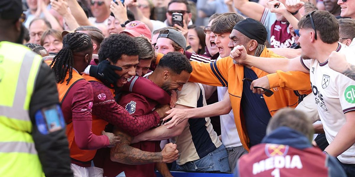 Premier League: West Ham secures late win against Everton as Spurs beat Wolves and Liverpool triumph over Crystal Palace