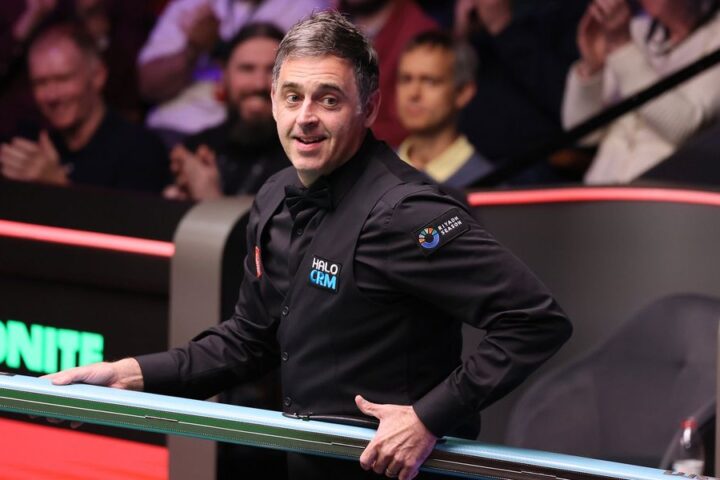 Ronnie O'Sullivan considers himself the underdog against John Higgins after World Championship win