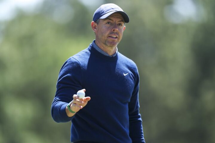 Rory McIlroy leads Masters opening round but admits to nerves ahead of title defence