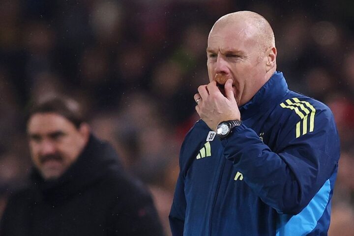 Sean Dyche clarifies he had no talks with Tottenham over managerial position