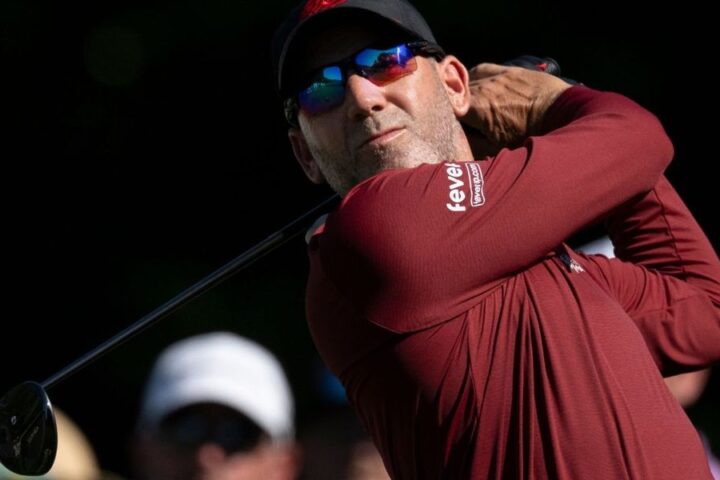 Sergio Garcia reacts sharply after dramatic club destruction at The Masters