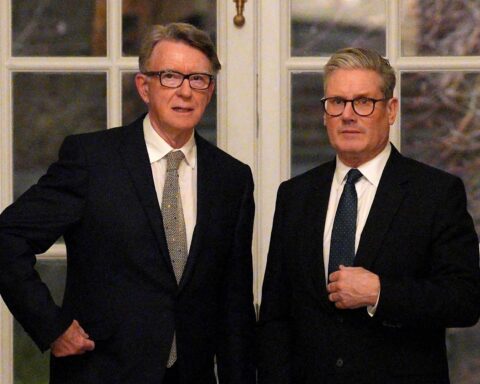 Starmer confronts critical challenges to leadership as support from wife persists