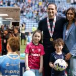 Stephen Bunting joins Coventry City players in Championship title celebrations with Frank Lampard