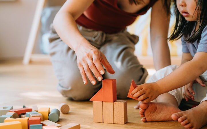 Teaching critical thinking can help children navigate social media safely