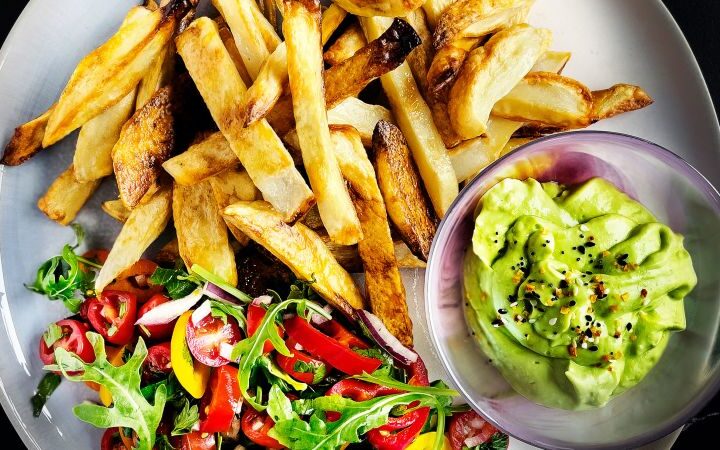 Ultraprocessed food consumption linked to increased dementia risk, even in healthy diets