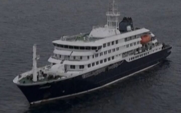 American passengers evacuated from hantavirus-affected cruise ship as health officials assess next steps