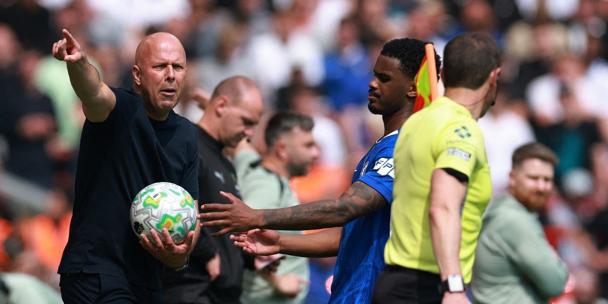 Arne Slot addresses Liverpool fans' boos following Rio Ngumoha substitution during draw with Chelsea