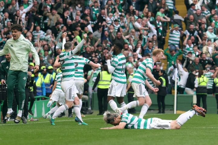 Celtic clinch Scottish Premiership title with late goals, fans celebrate on the pitch