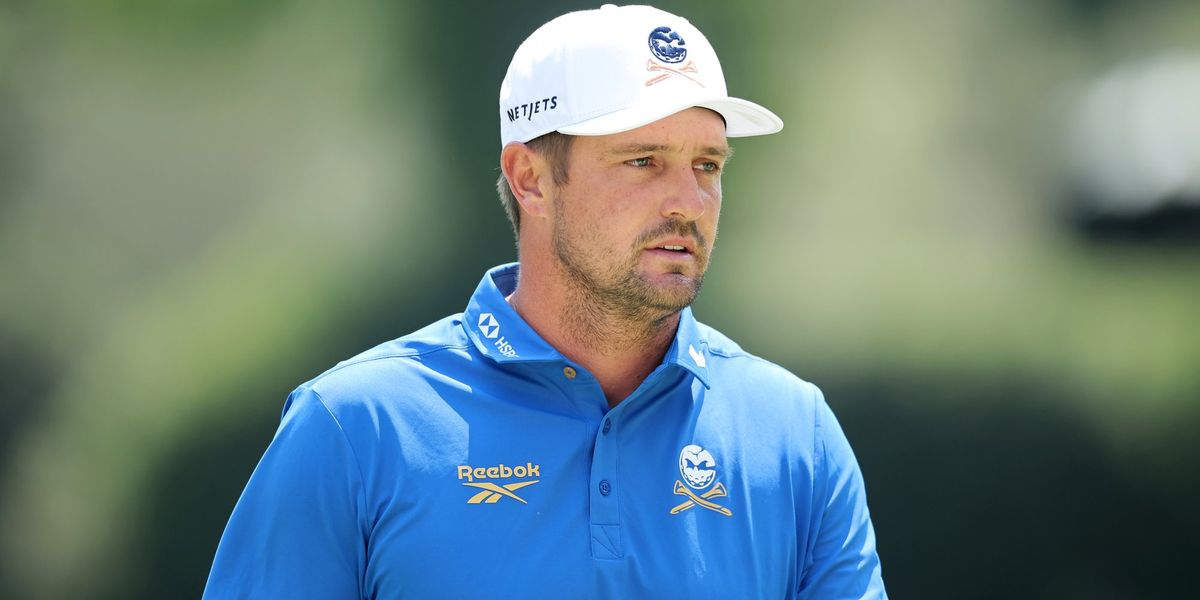 DeChambeau clarifies commitment to LIV Golf amid speculation over future departure