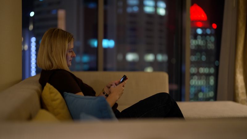 Disconnecting from my smartphone: a week-long challenge reveals unexpected hurdles
